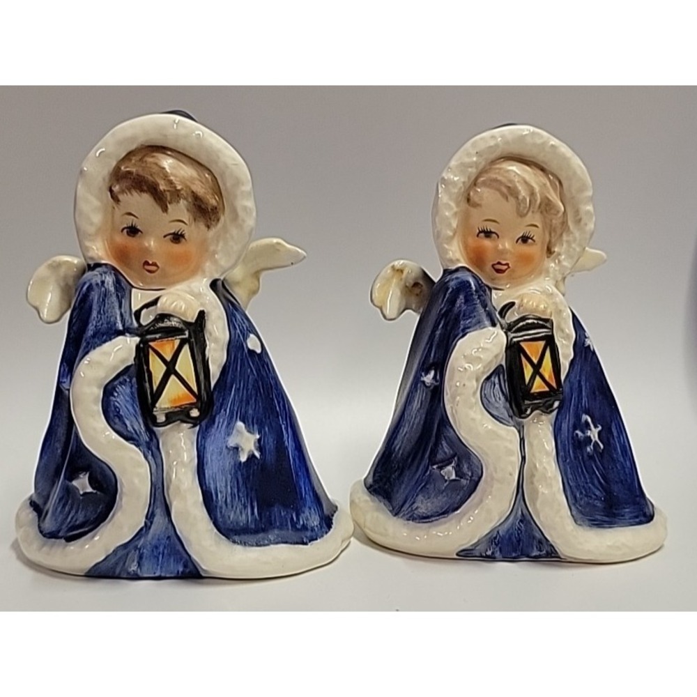2 Vintage Goebel Flight into‎ Egypt Angel Figurines Robson W Germany 412